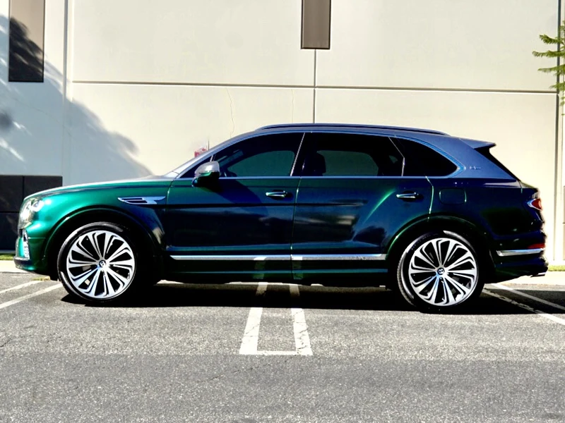 Bentley Bentayga Two-Tone Vinyl Wrap — photo 4 — Hussle Customz Los Angeles