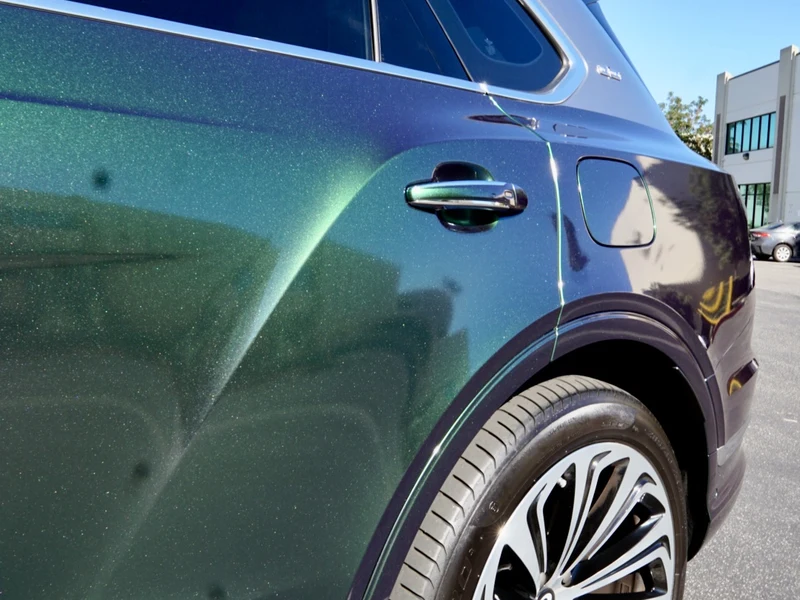 Bentley Bentayga Two-Tone Vinyl Wrap — photo 5 — Hussle Customz Los Angeles