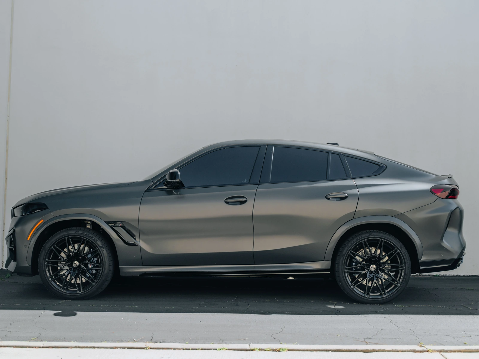 BMW X6M Competition Matte PPF — photo 3 — Hussle Customz Los Angeles