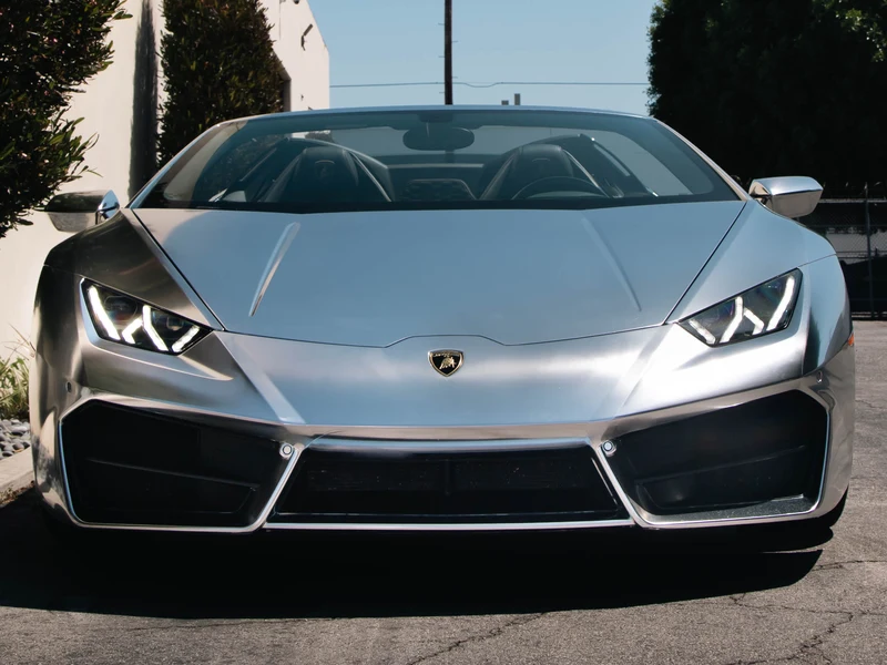 Lamborghini Huracan Chrome Wrap — photo 2 — Hussle Customz Los Angeles