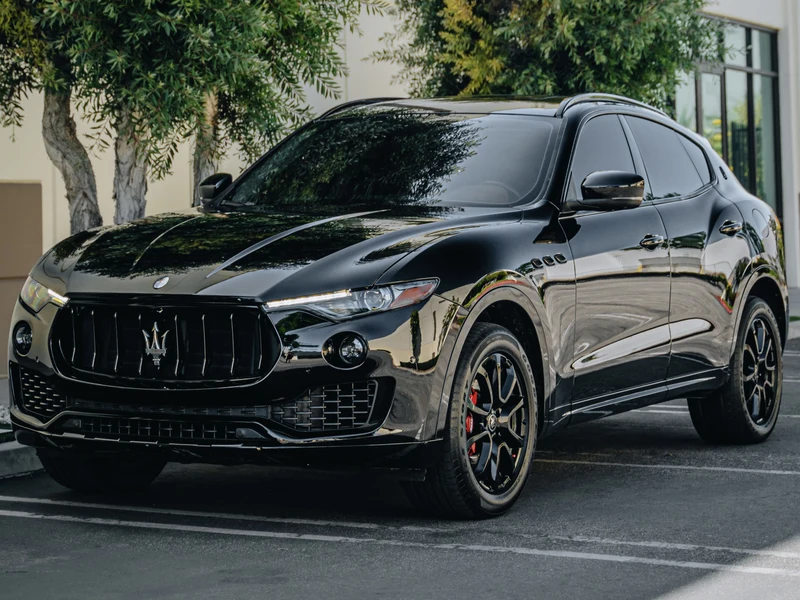 Maserati Levante — Gloss Black | Hussle Customz