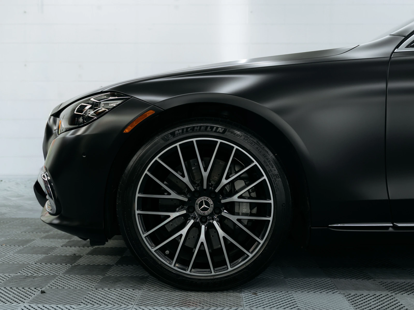 Mercedes S580 Satin Black — photo 5 — Hussle Customz Los Angeles