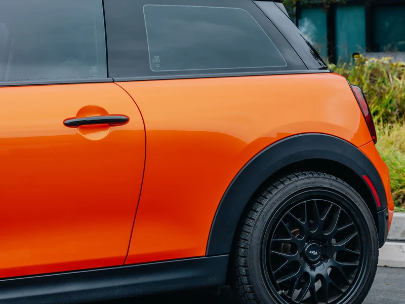 Mini Cooper Gloss Orange — photo 2 — Hussle Customz Los Angeles