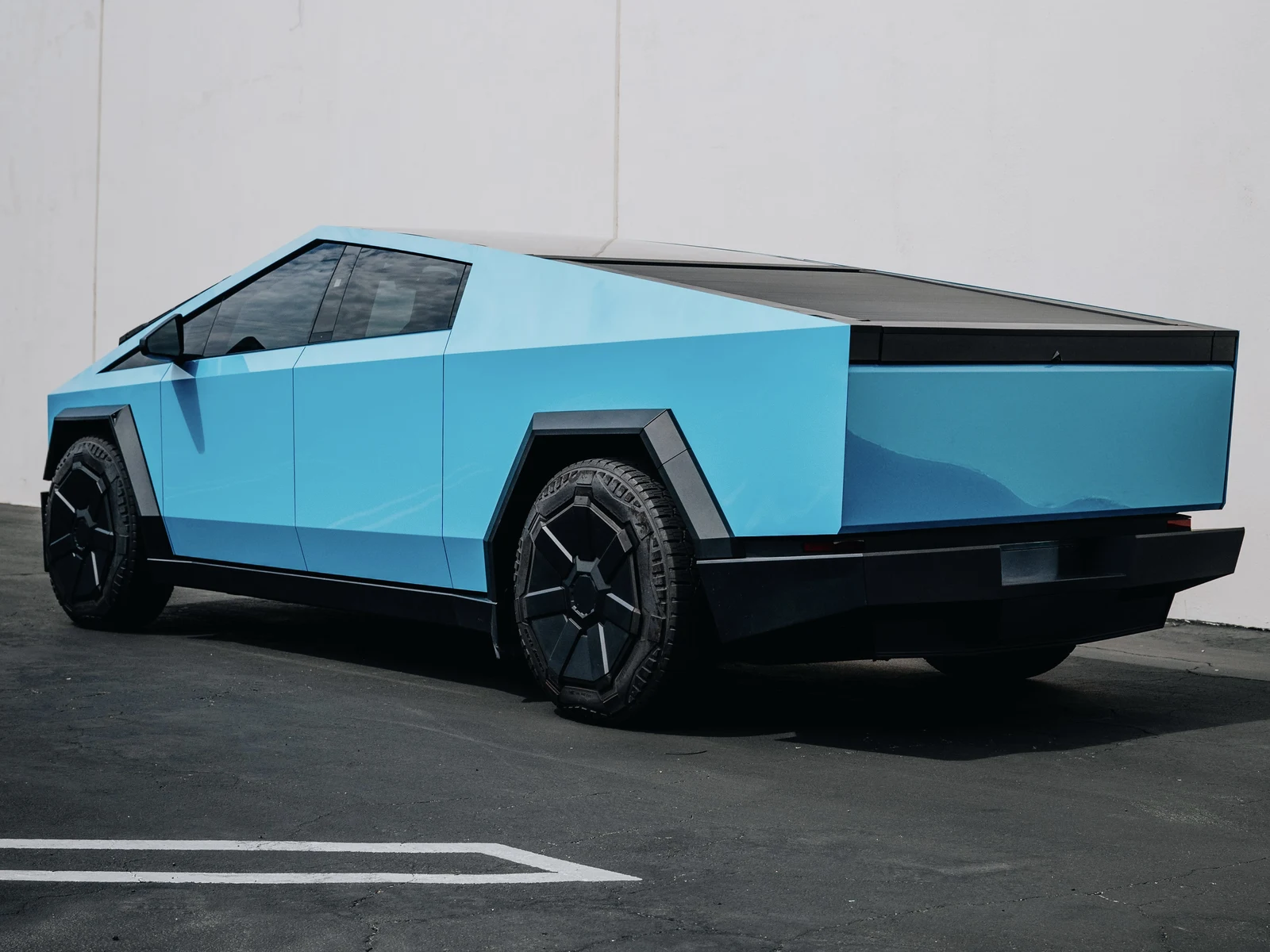 Tesla Cybertruck Gloss Miami Blue Color PPF — photo 4 — Hussle Customz Los Angeles