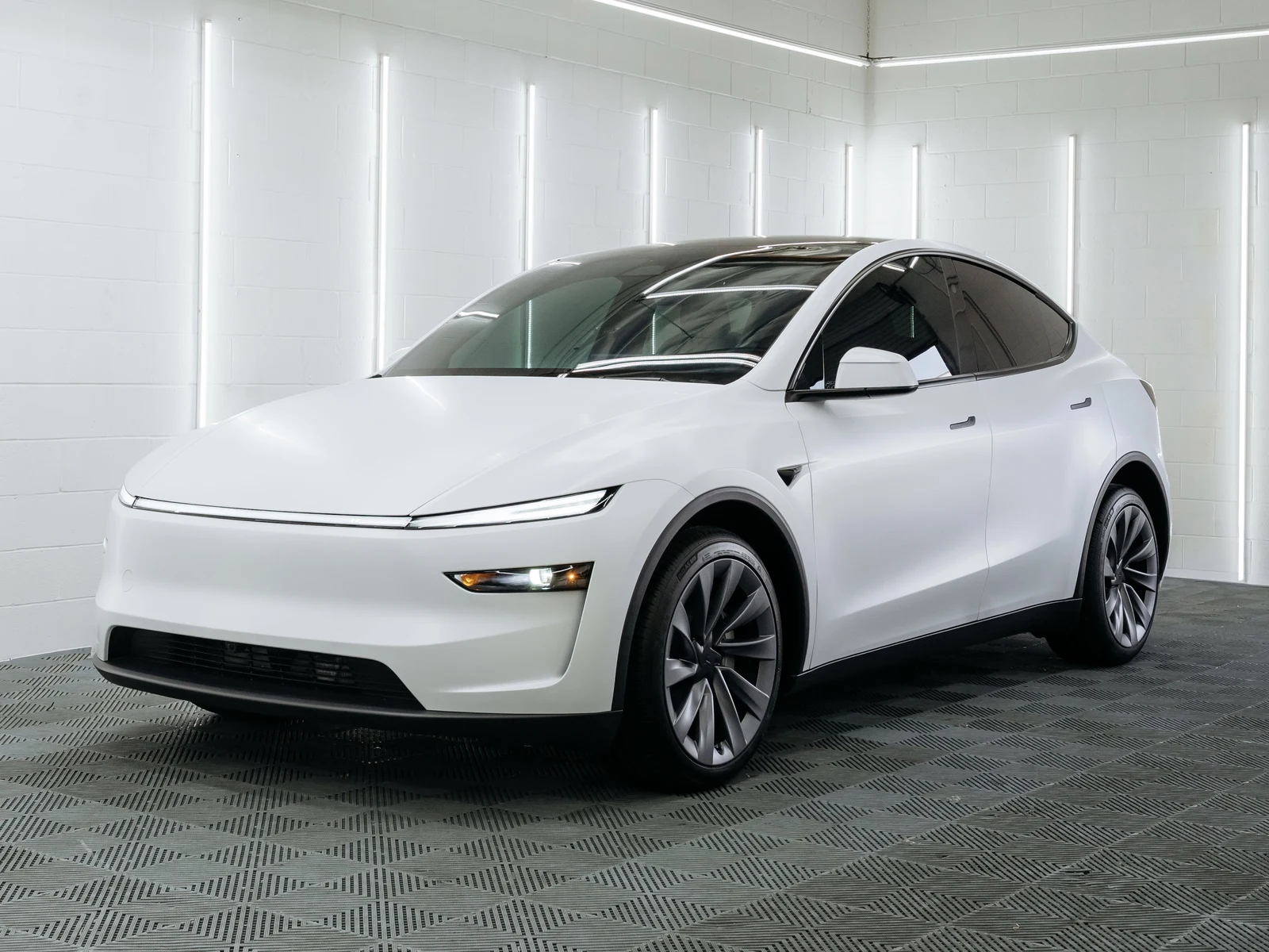 Tesla Model Y Juniper — Matte PPF over Pearl White | Hussle Customz
