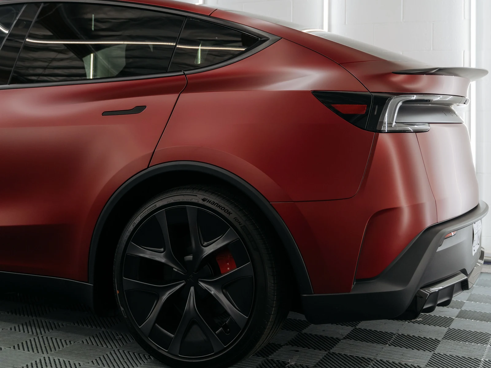 Tesla Model Y Juniper Matte Clear PPF, Ceramic Tint — photo 5 — Hussle Customz Los Angeles